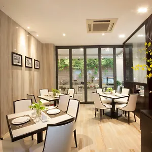 Sunrise Hotel